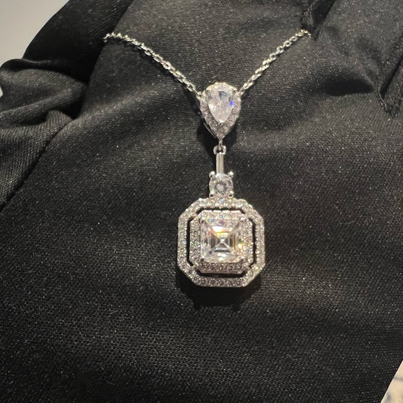New Moissanite Asscher Cut Necklace 1.2CT, 18K White Gold Plated Sterling Silver - Picture 5 of 17